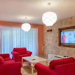 Letish, A Charming And Inviting Mediterranean Vikendica *