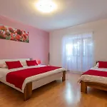 Letish, A Charming And Inviting Mediterranean Vikendica