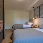 Letish, A Charming And Inviting Mediterranean * Santalezi
