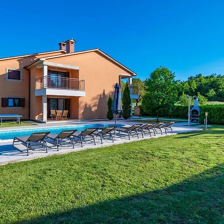 Letish, A Charming And Inviting Mediterranean * Santalezi