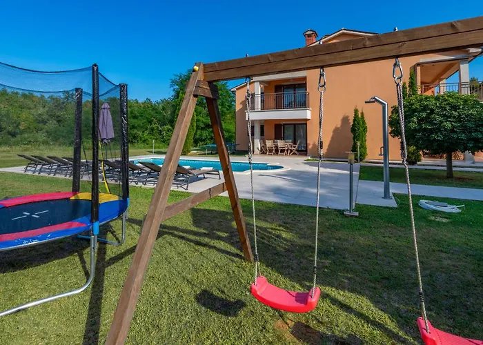 Hébergement de vacances Letish, A Charming And Inviting Mediterranean *