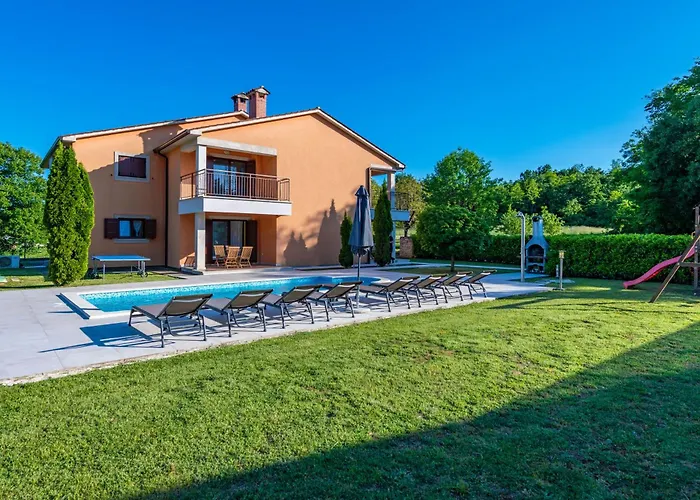 Letish, A Charming And Inviting Mediterranean * Santalezi