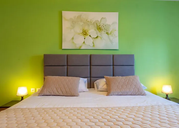 Letish, A Charming And Inviting Mediterranean Hébergement de vacances